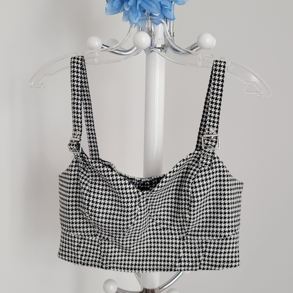 H&M // Houndstooth Crop Top - Picture 1 of 2